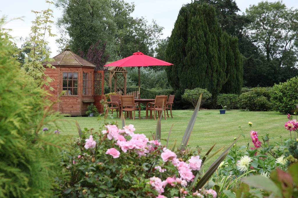 Bed and Breakfast Weir Mill Farm Cullompton Exterior foto